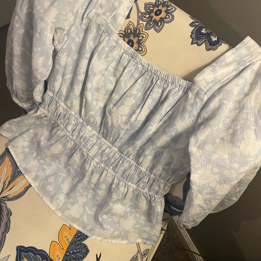 Women's FREE ASSEMBLY Light Blue Floral Blouse